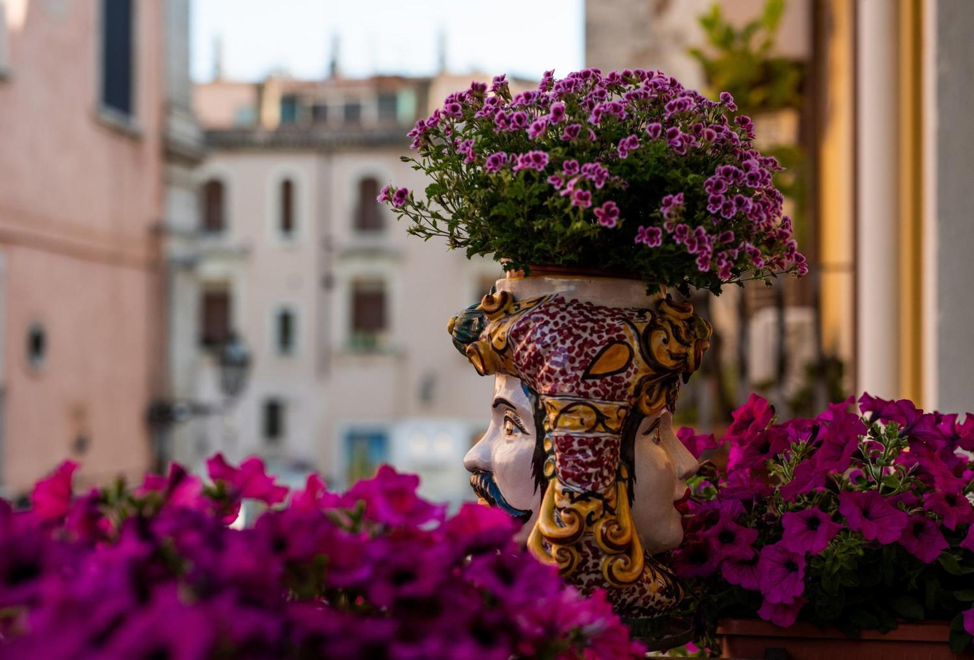 Valentina * Taormina